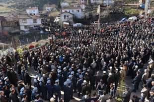 Dursunbey Şehidini Uğurladı